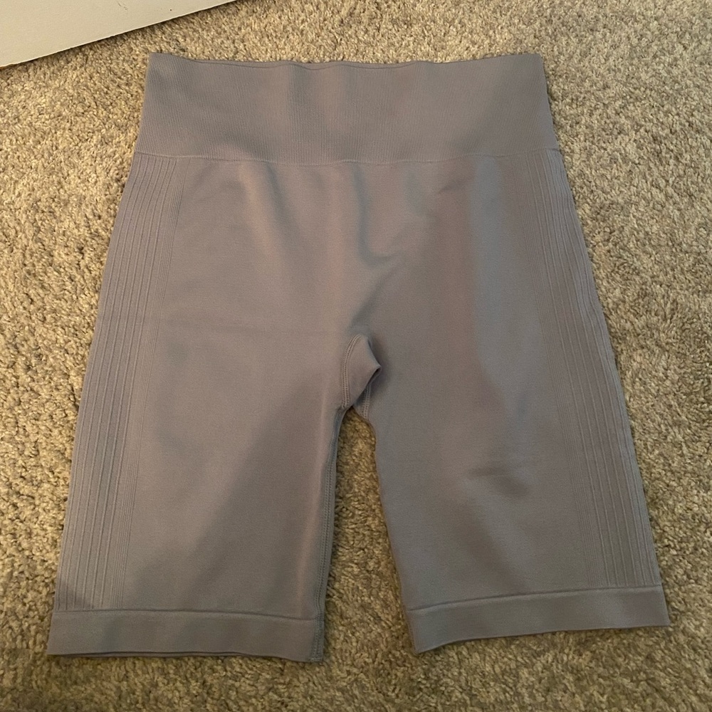 Women’s Primark Cycling Shorts. Color gray. Size large.
